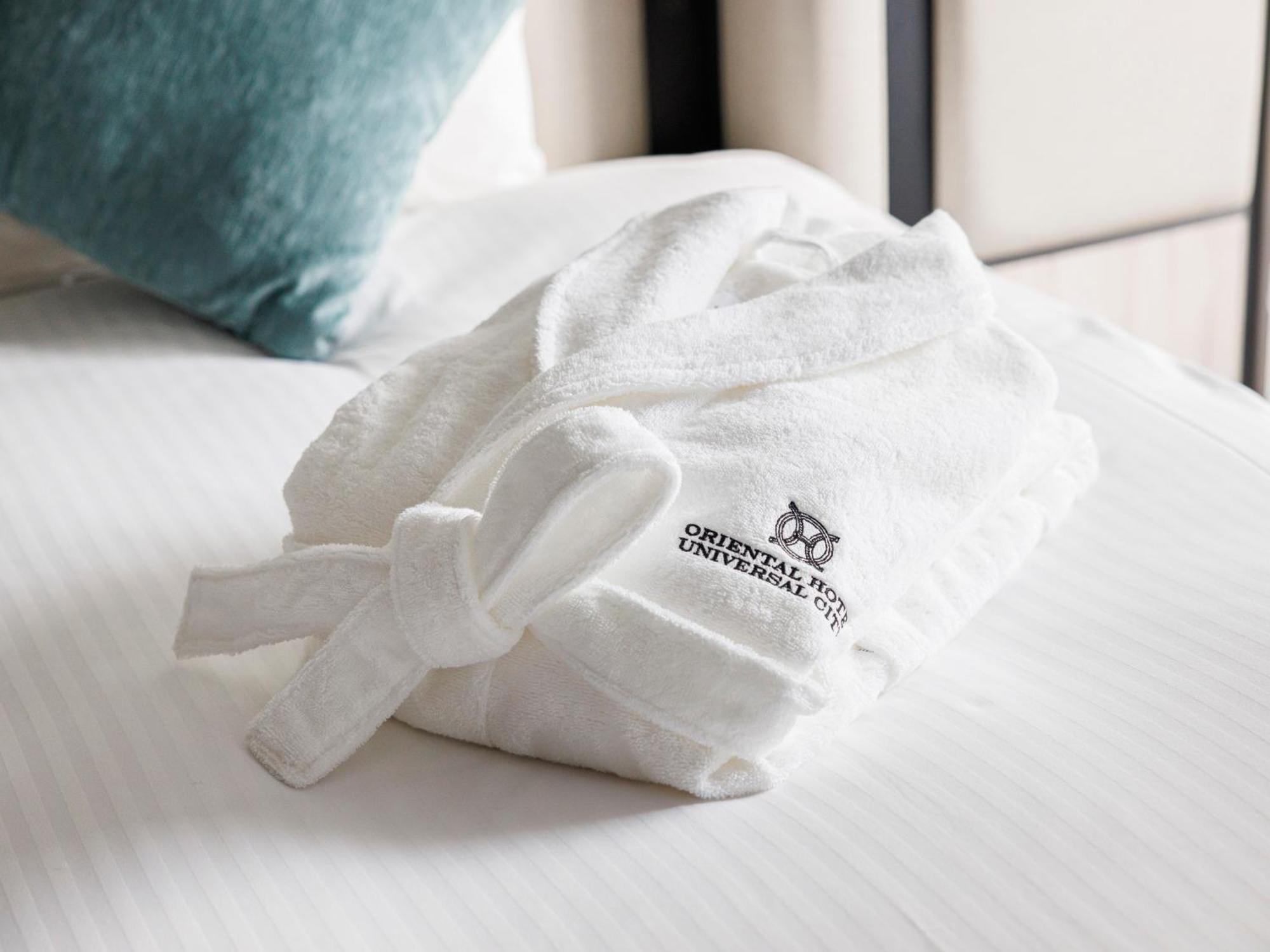 Oriental Universal Hotel 4*